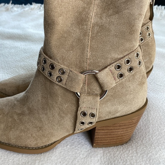 Billini Dillara Boot - Picture 7 of 8